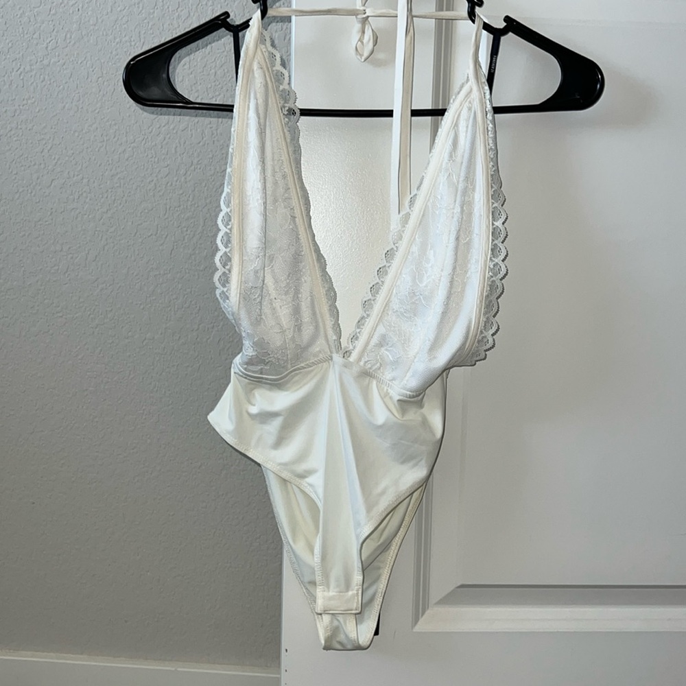 Forever 21 White Lace Bodysuit